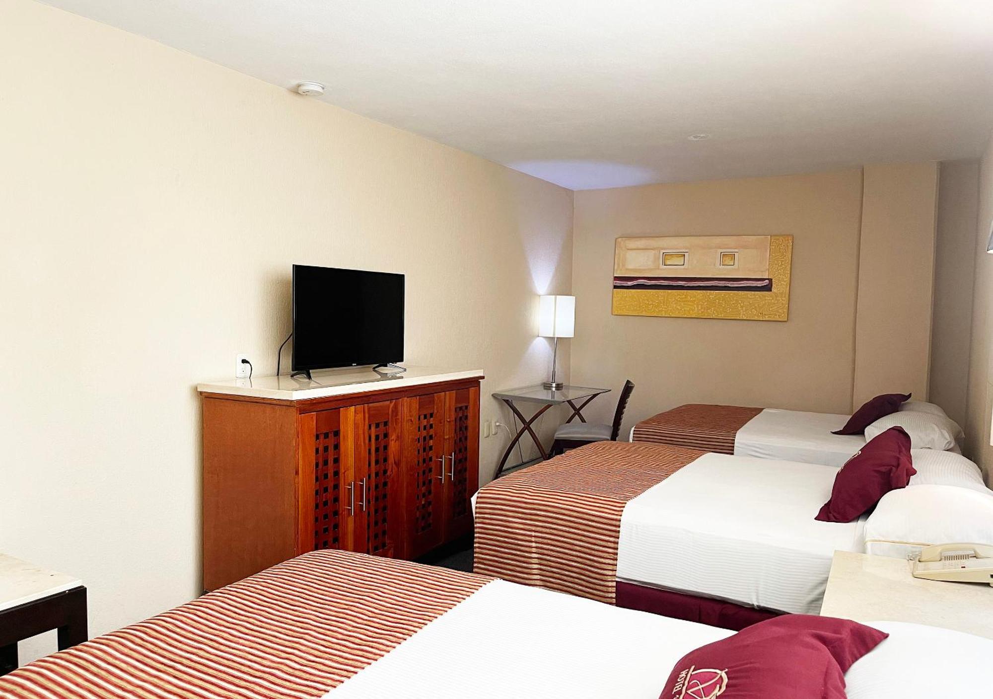 Hotel Victoria Poza Rica By Brahma Room photo
